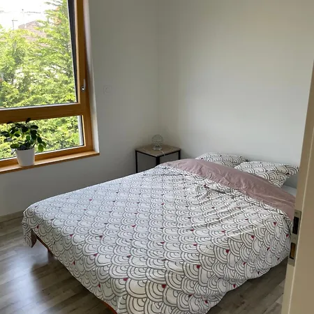 - 3 - Proche Euroairport